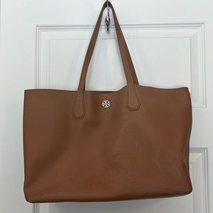 Tory Burch Tan leather bag.